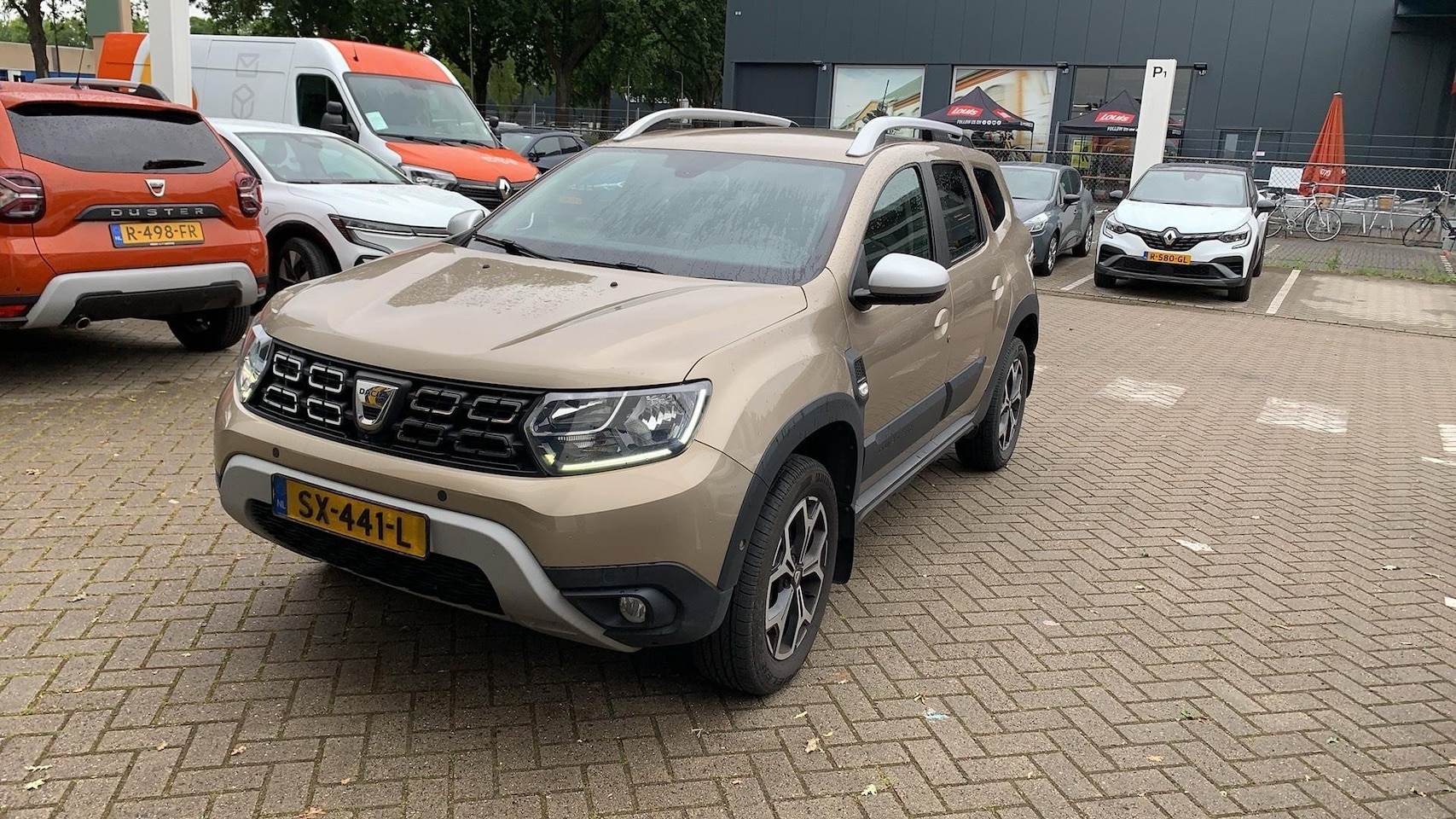 Dacia Duster - 1.2 TCe Prestige | Climate control | Cruise Control | Verwambare voorstoelen | Navigatie | - AutoWereld.nl