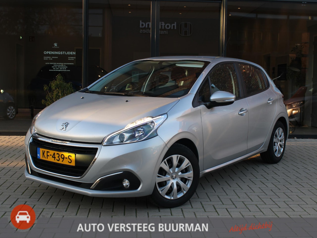 Peugeot 208 - 1.2 PureTech 82PK Blue Lion Airco, Navigatie, Parkeersensoren achter - AutoWereld.nl