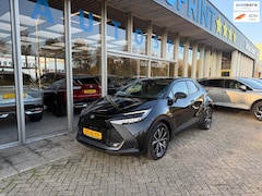 Toyota C-HR - 1.8 Hybrid 140 Dynamic / ACHTERUITRIJCAMERA / CARPLAY