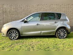 Renault Scénic - 1.2 TCe BOSE Stoelverwarming, Trekhaak, Navi