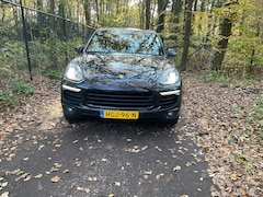 Porsche Cayenne - 3.0 D Platinum Edition Turbo Diesel