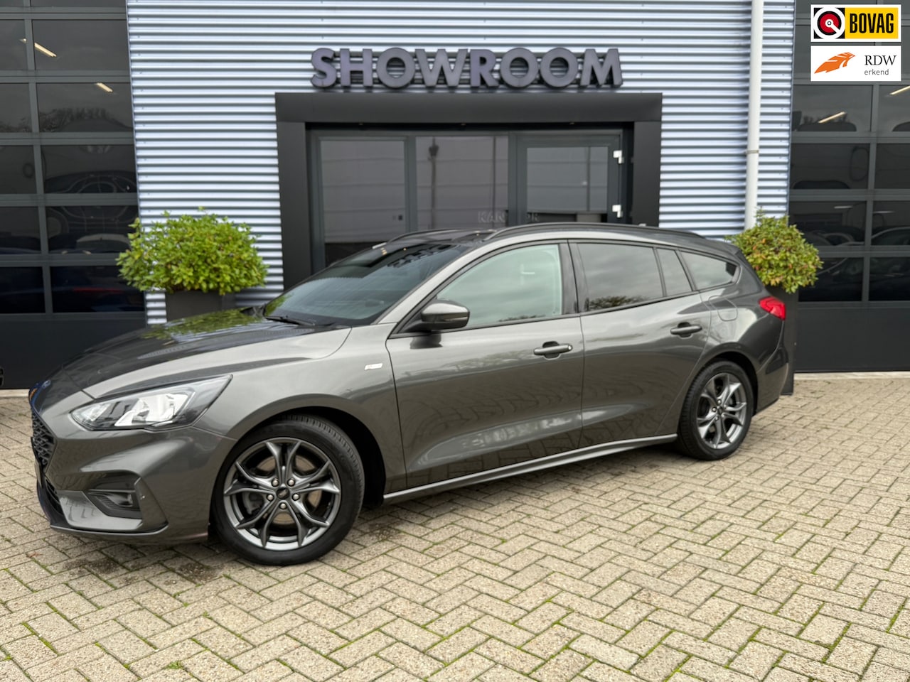 Ford Focus Wagon - 1.0 EcoBoost ST-Line Apple carplay|Navi|Camera|Cruise|Stoel en Stuurverwarming - AutoWereld.nl