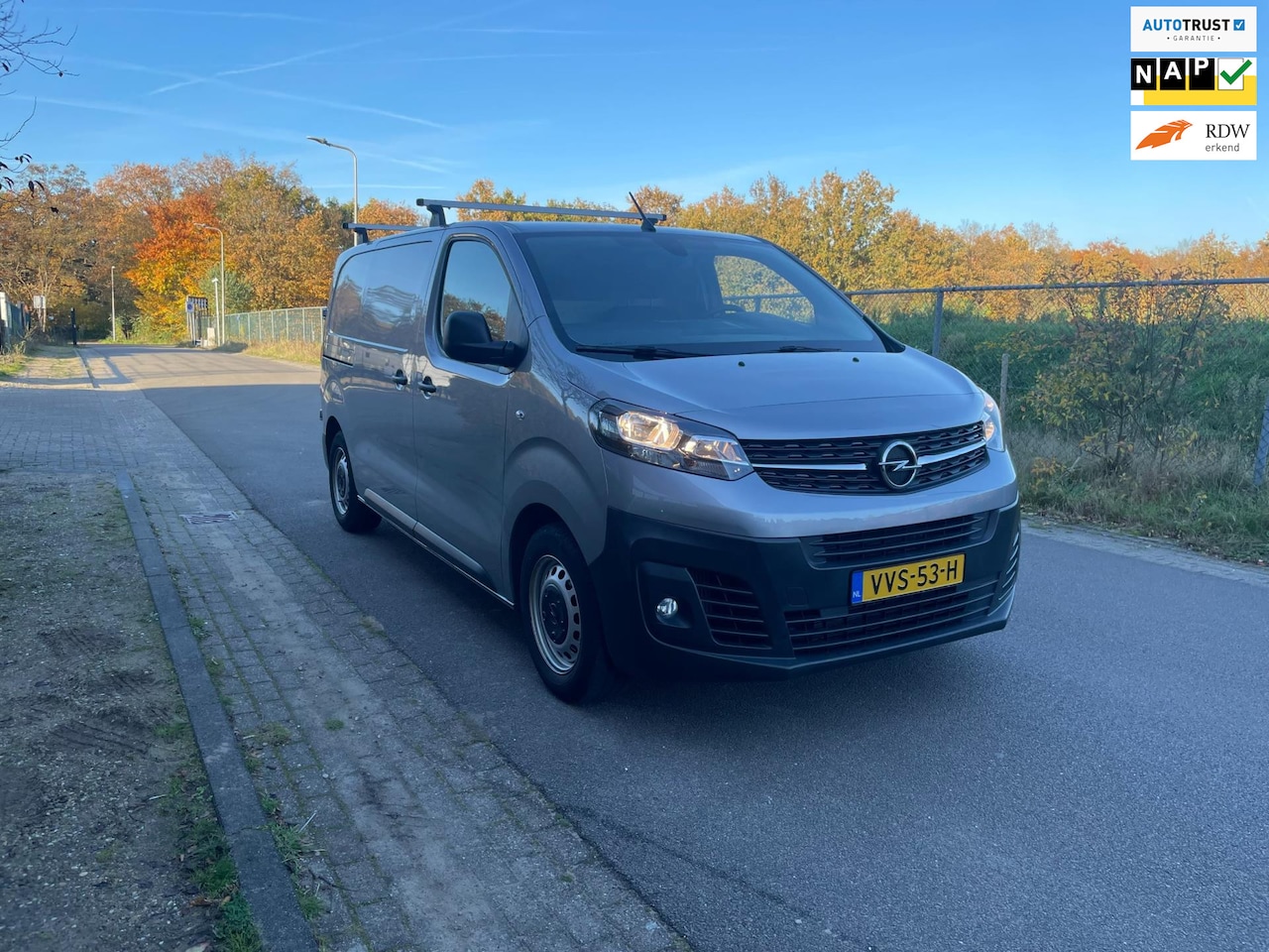 Opel Vivaro - 1.5 BlueHDi 120 S&S L2 15.000 nap - AutoWereld.nl
