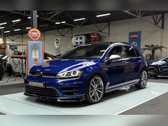 Volkswagen Golf - 2.0 R 301PK DSG Vol opties DYNAUDIO D Pano Cruise Maxton