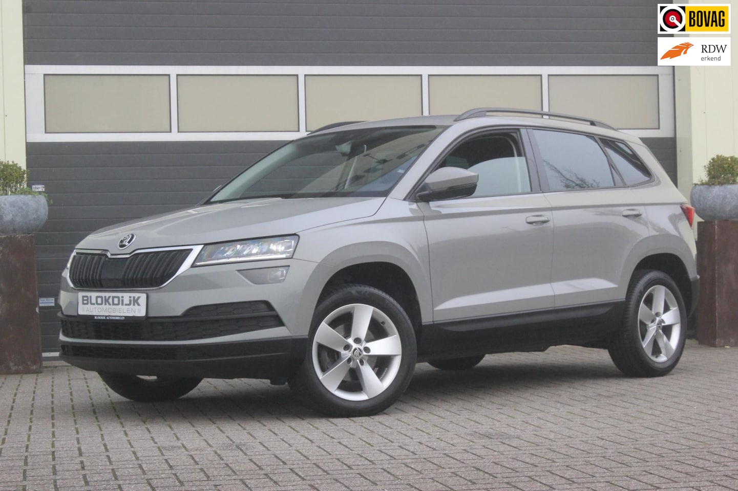 Skoda Karoq - 1.0 TSI Amtition | Sportline stoelen | - AutoWereld.nl