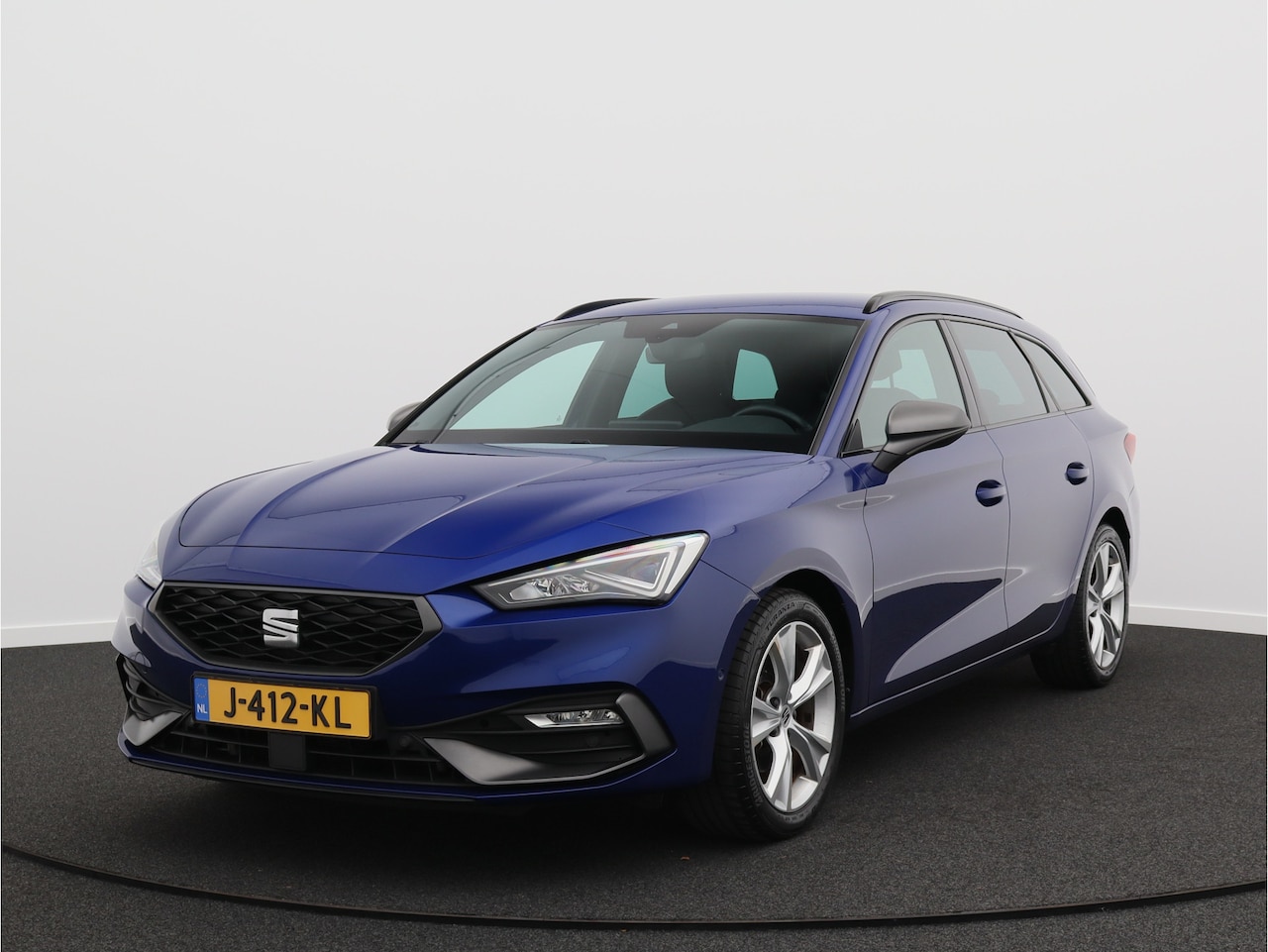 SEAT Leon Sportstourer - 1.5 eTSI FR Launch Edition/ automaat/ zeer mooi! - AutoWereld.nl