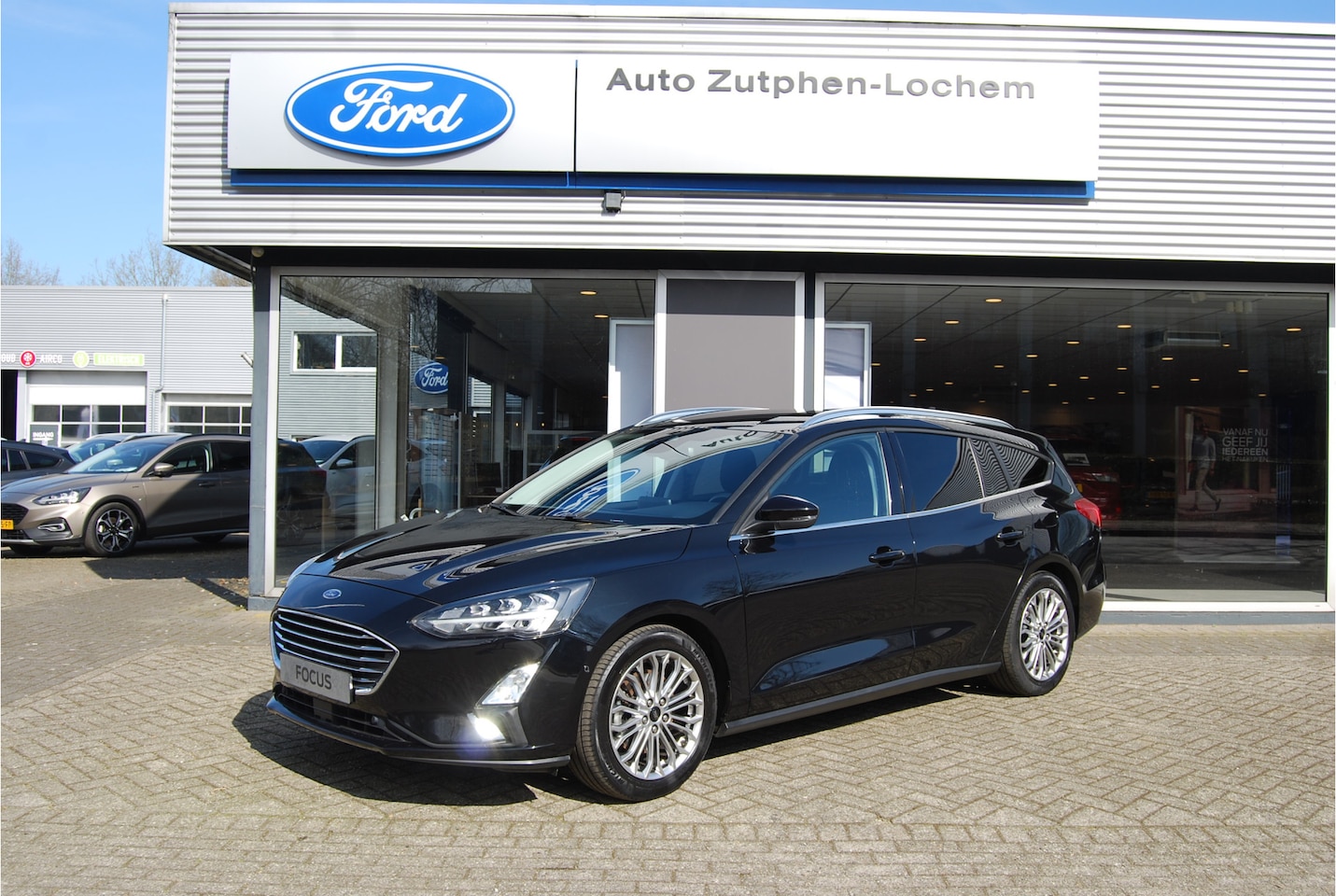 Ford Focus Wagon - 1.0 EcoBoost 125PK Titanium AUTOMAAT | LED | 17" VELGEN | STOEL STUURVERWARMING | CRUISE C - AutoWereld.nl