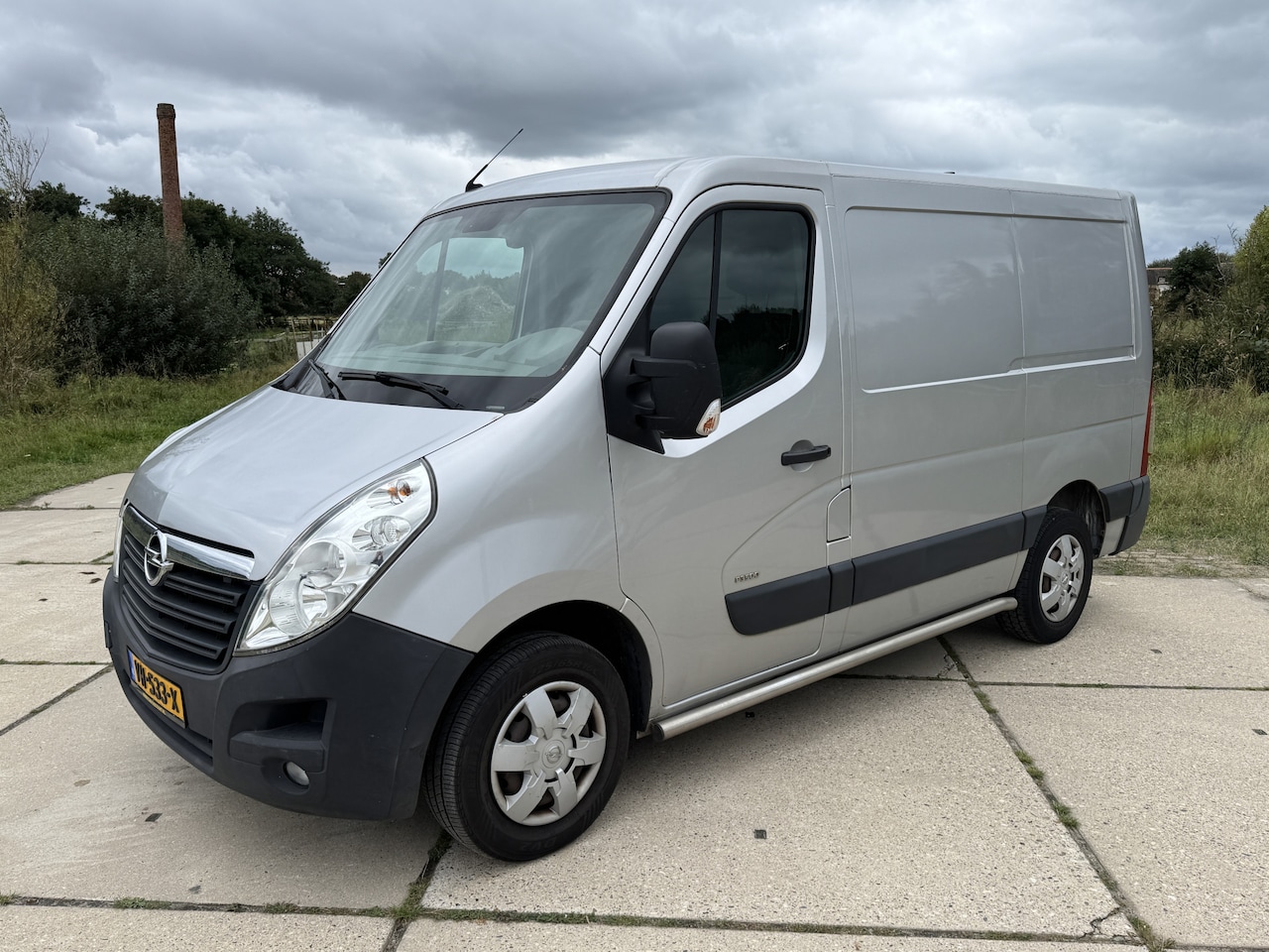 Opel Movano - 2.3 CDTI E5 125pk L1 H1 airco navigatie 3 zits - AutoWereld.nl