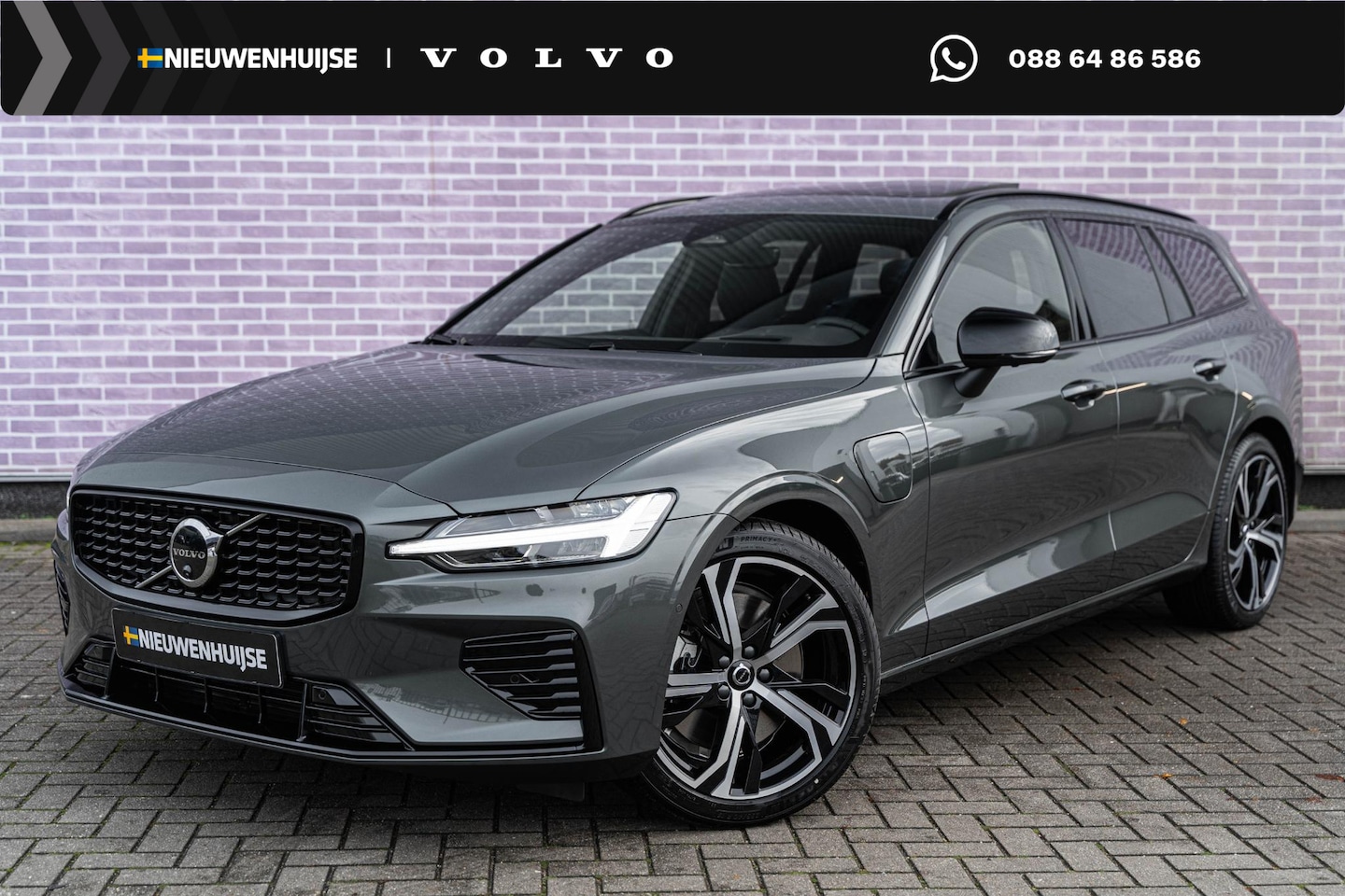 Volvo V60 - 2.0 T6 Plug-in hybrid AWD Plus Dark | Google | Longe Range | Schuif-/Kanteldak | Lederen B - AutoWereld.nl