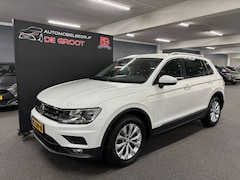 Volkswagen Tiguan - 1.4 TSI Comfortline Business met Elektrisch wegklapbare Trekhaak, Navigatie en Apple/Andro