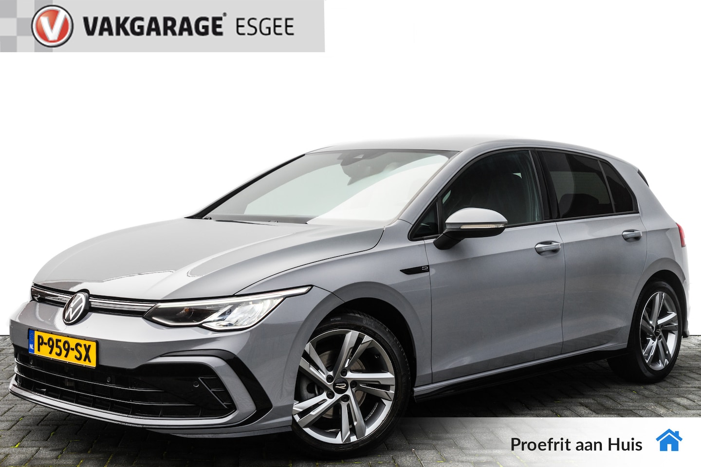 Volkswagen Golf - 1.5 TSI 131PK R-Line RIJKLAAR INCL: GARANTIE. | 3 X R-LINE | 18 INCH LMV | Clima | digitaa - AutoWereld.nl