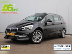 BMW 2-serie Gran Tourer - 218i 7p. High Executive Edition Automaat Panoramadak Leder Sportstoelen 7 Persoons Navigat