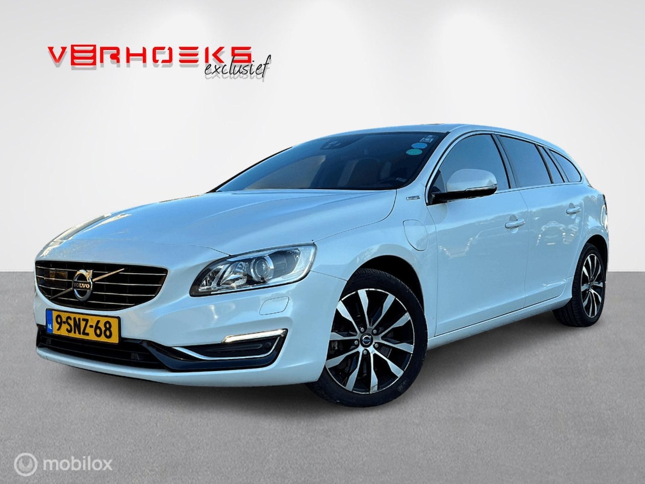 Volvo V60 - 2.4 D6 AWD Plug-In Hybrid Summum 2.4 D6 AWD Plug-In Hybrid Summum - AutoWereld.nl