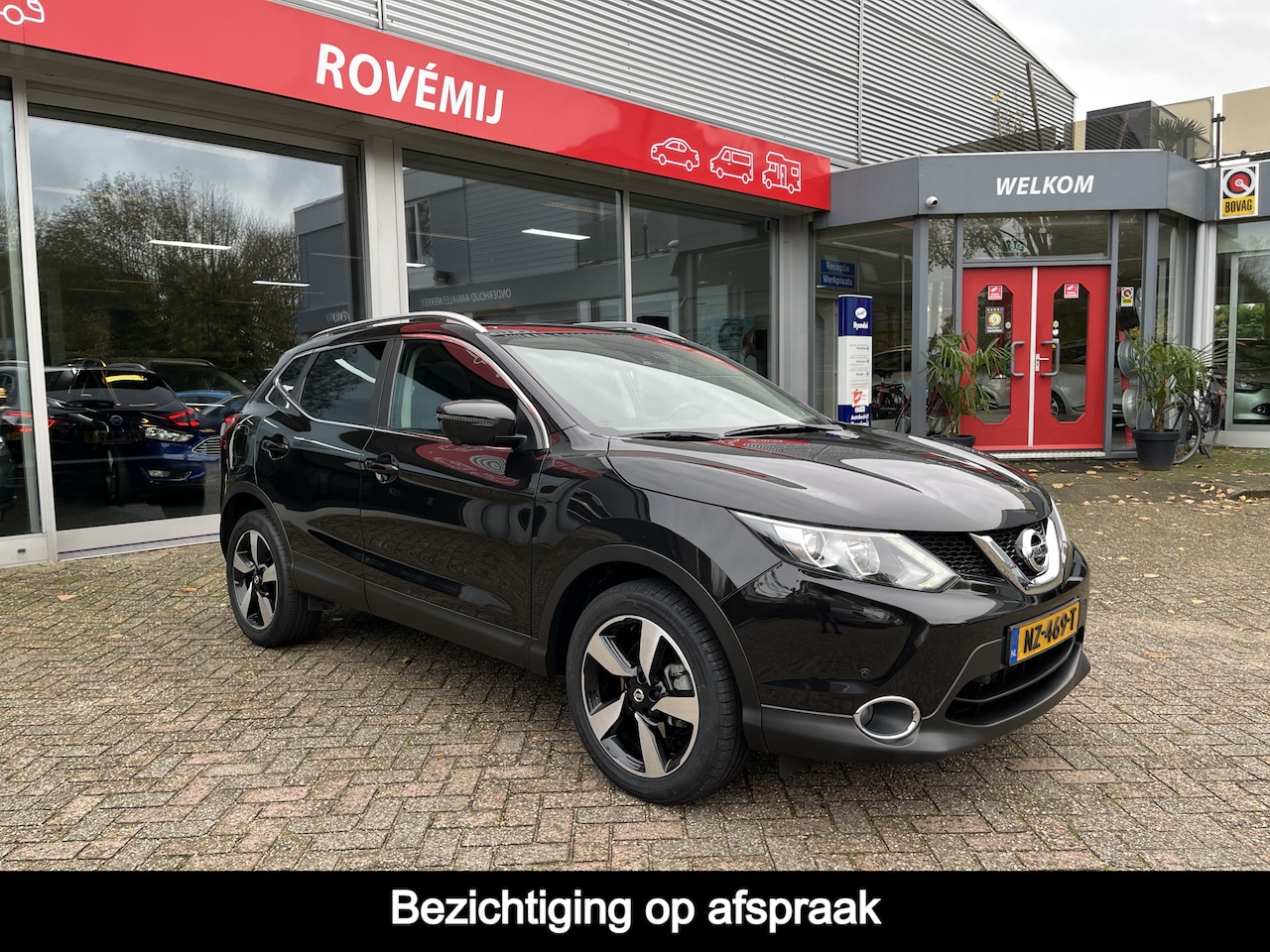 Nissan Qashqai - 1.2 N-Connecta Panoramadak, 360 Camera, Cruise, Clima. - AutoWereld.nl