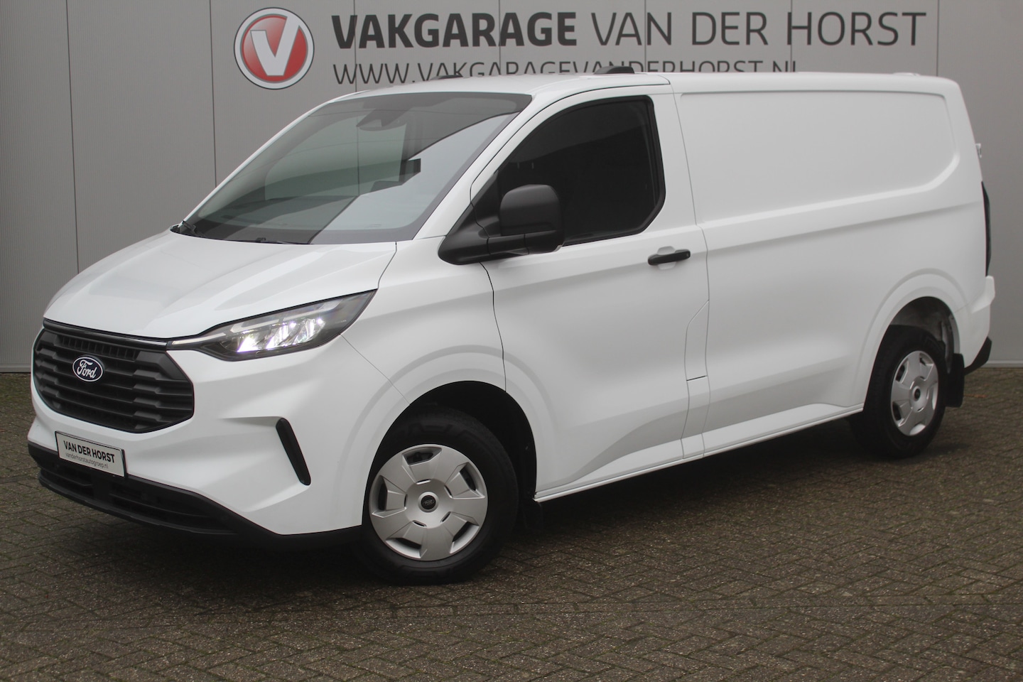 Ford Transit Custom - 320 2.0-136 pk TDCI L1H1 Trend. Fabr. garantie tot 09-2028. Adaptive Cruise Control, Navig - AutoWereld.nl