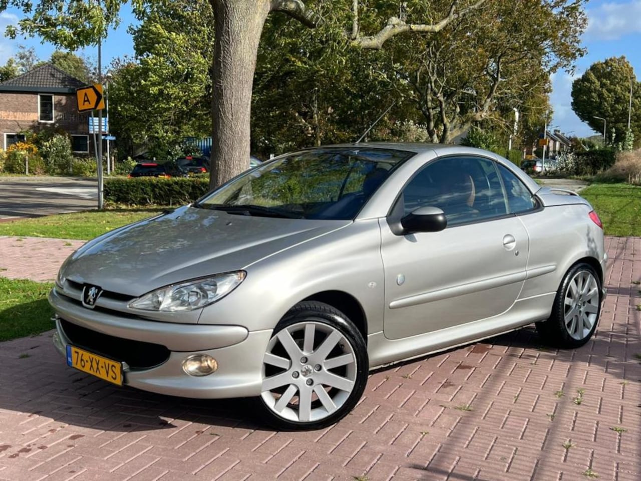 Peugeot 206 CC - 1.6-16V - ROLAND GARROS-Mooie|Nette|AUTO-APK 11/26 - AutoWereld.nl