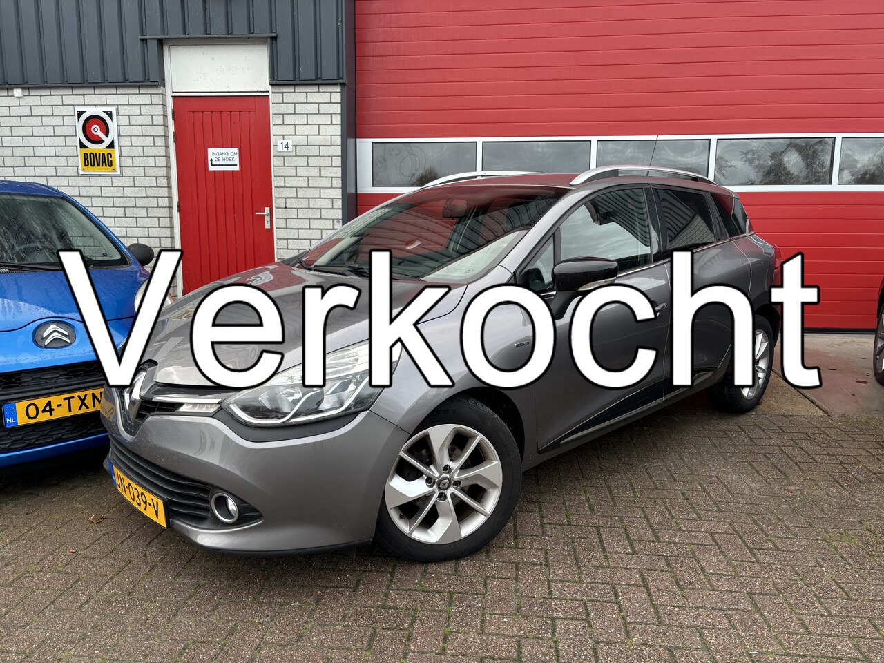 Renault Clio Estate - 0.9 TCe Limited NAVI / AIRCO / PDC / BLUETOOTH / CRUISE / NL-AUTO - AutoWereld.nl