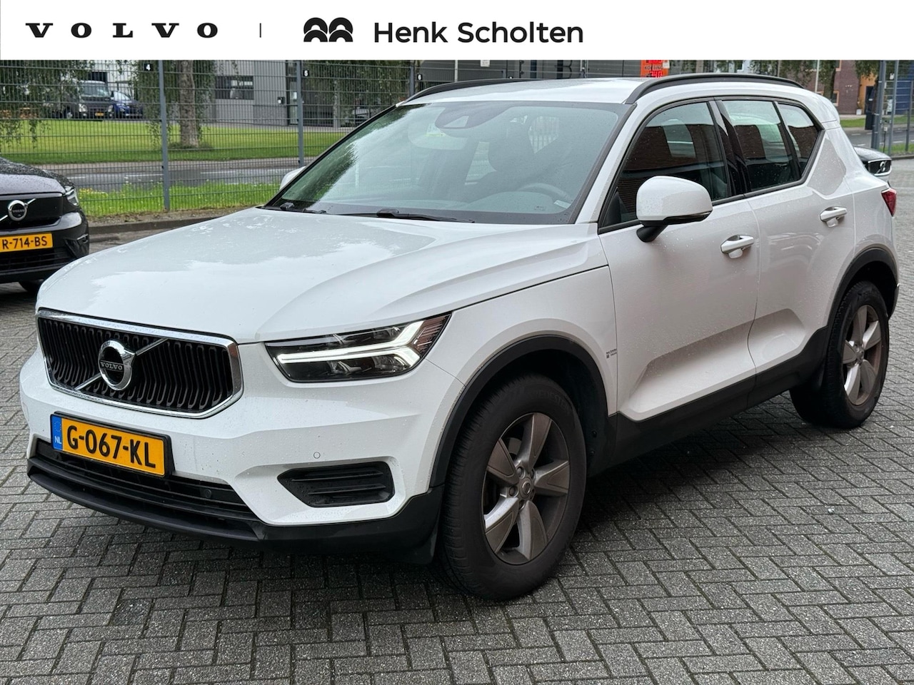 Volvo XC40 - T3 Automaat Momentum | Trekhaak | Navigatie | Cruise Control | Parkeercamera | Bluetooth T - AutoWereld.nl