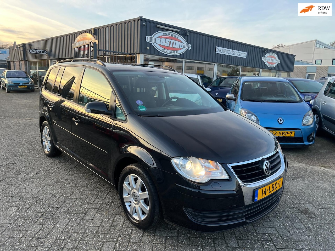 Volkswagen Touran - 1.4 TSI UNITED(st-bekr,clima,6versn,7-pers,navi,bj09,4699,-) - AutoWereld.nl