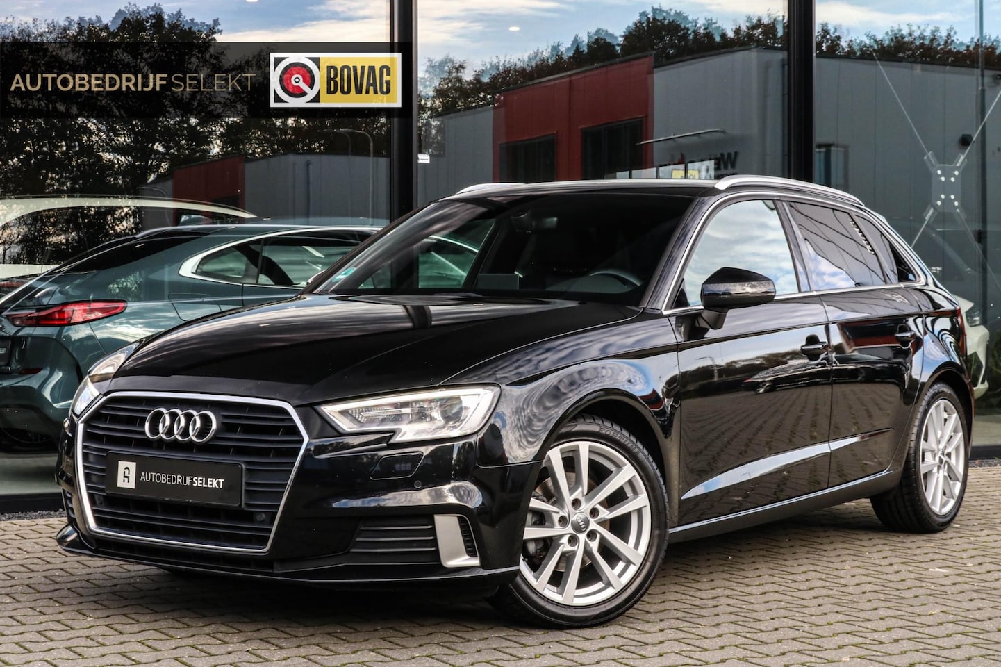 Audi A3 Sportback - 1.5 TFSI CoD - S-LINE - VIRTUAL - NAVI - ELEKTR. STOEL - AutoWereld.nl