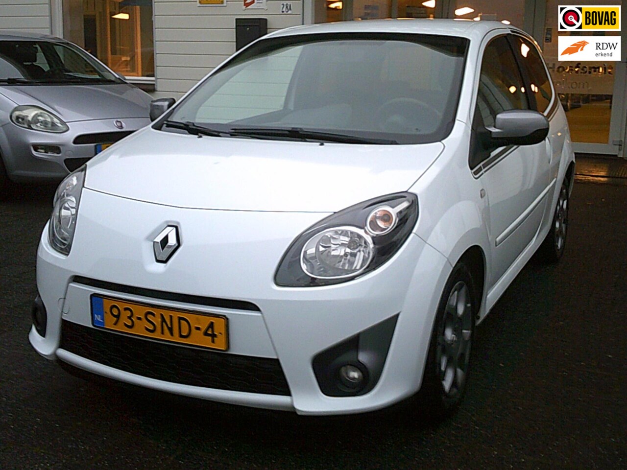 Renault Twingo - 1.2-16V Night & Day - AutoWereld.nl