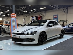 Volkswagen Scirocco - 2.0 TSI PANO DYNAUDIO CLIMA