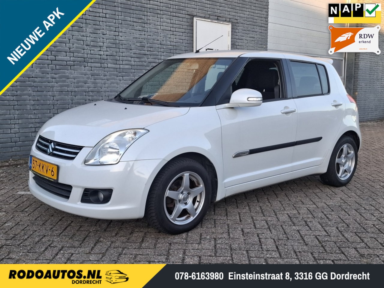 Suzuki Swift - 1.3 Limited 5-Deurs Airco Nieuwe APK - AutoWereld.nl