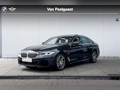 BMW 5-serie - Sedan 545e xDrive M-Sport Co-Pilot Pack / Schuif- Kanteldak / Comfort Acces / Volledig Ind