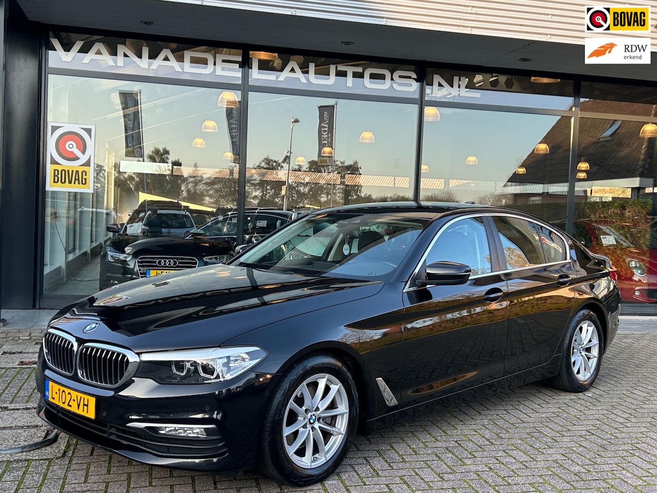 BMW 5-serie - 520d EDE High Executive Aut. Leer Xenon Navi Camera Park.Sens Trekhaak Dealeronderhouden! - AutoWereld.nl