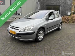 Peugeot 307 - 1.6-16V XR Automaat