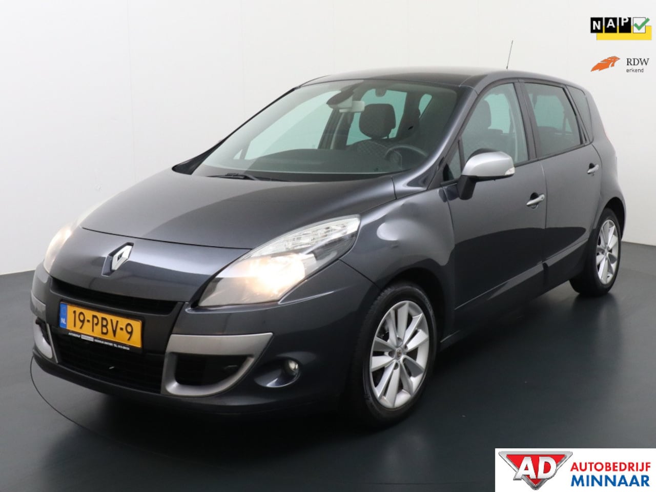 Renault Scénic - 1.6 Celsium | Trekhaak | Cruise control | achteruitrij camera | - AutoWereld.nl