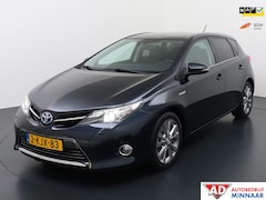 Toyota Auris - 1.8 Hybrid Lease Pro | Panoramadak | Cruise control | Bluetooth
