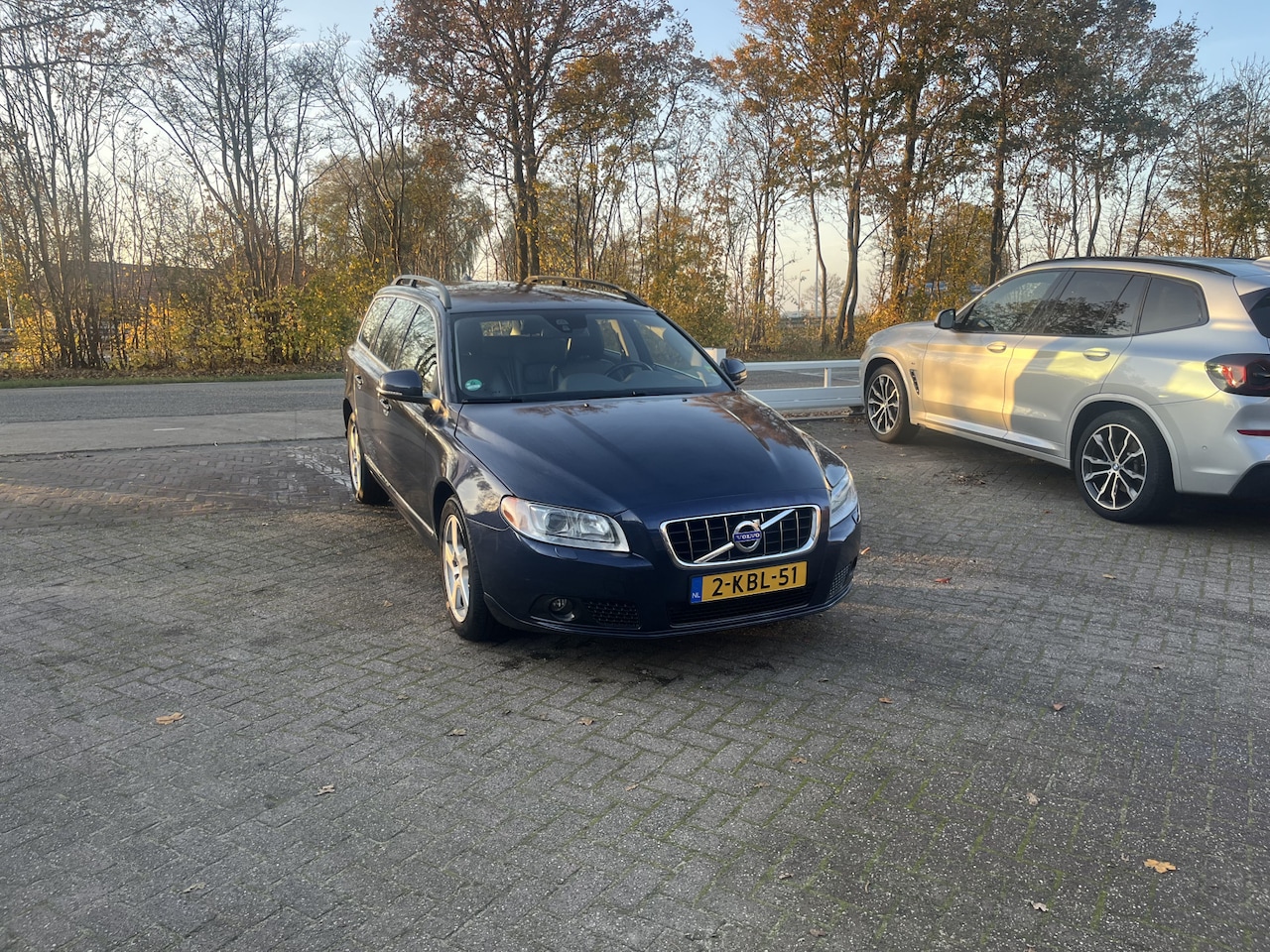 Volvo V70 - 1.6 T4 Nordic TREKHAAK AUTOMAAT LEER STOELVERWARMING - AutoWereld.nl