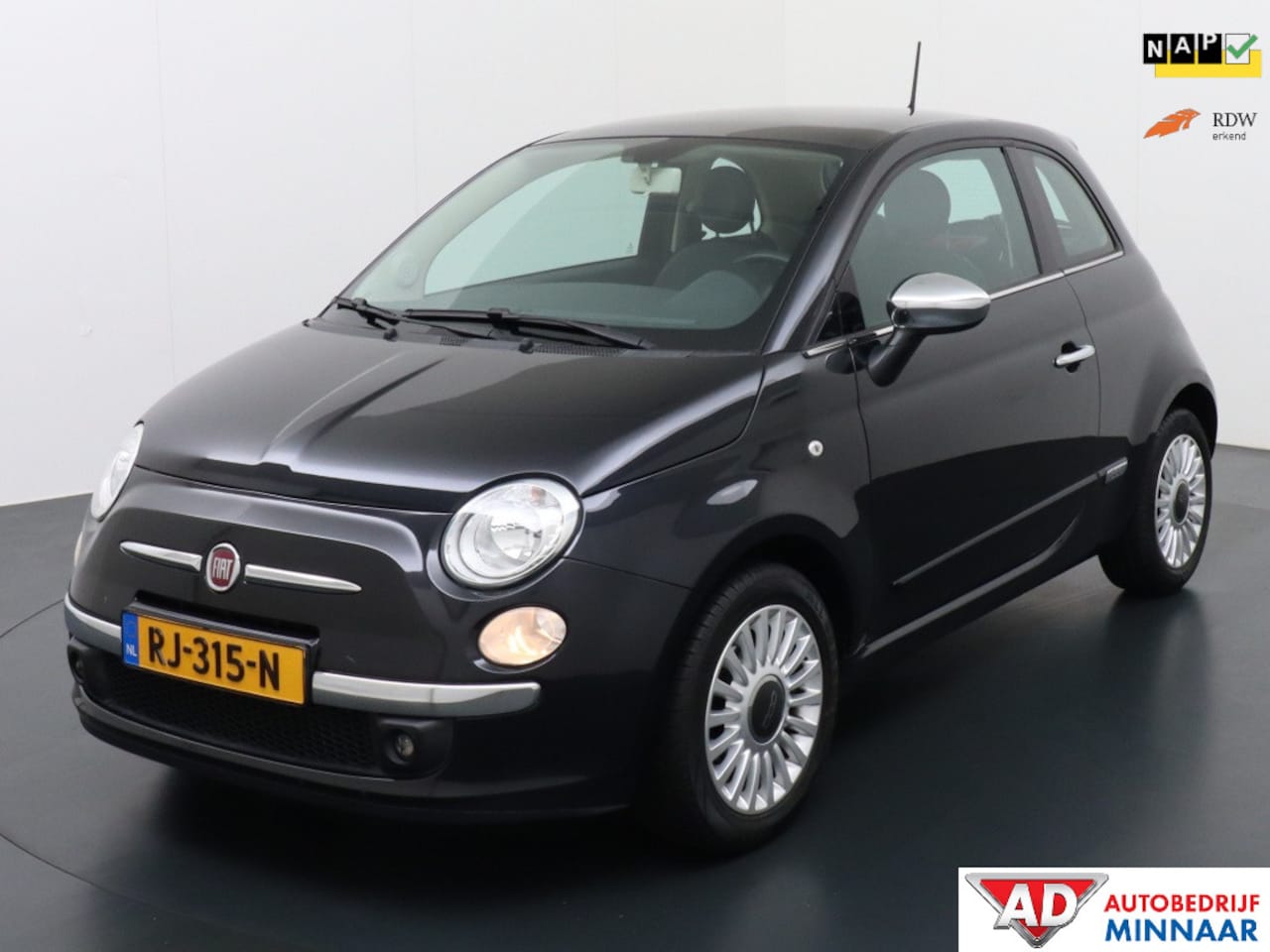 Fiat 500 - 1.2 Lounge | PDC | Zonnedak | AIRCO | LMV - AutoWereld.nl