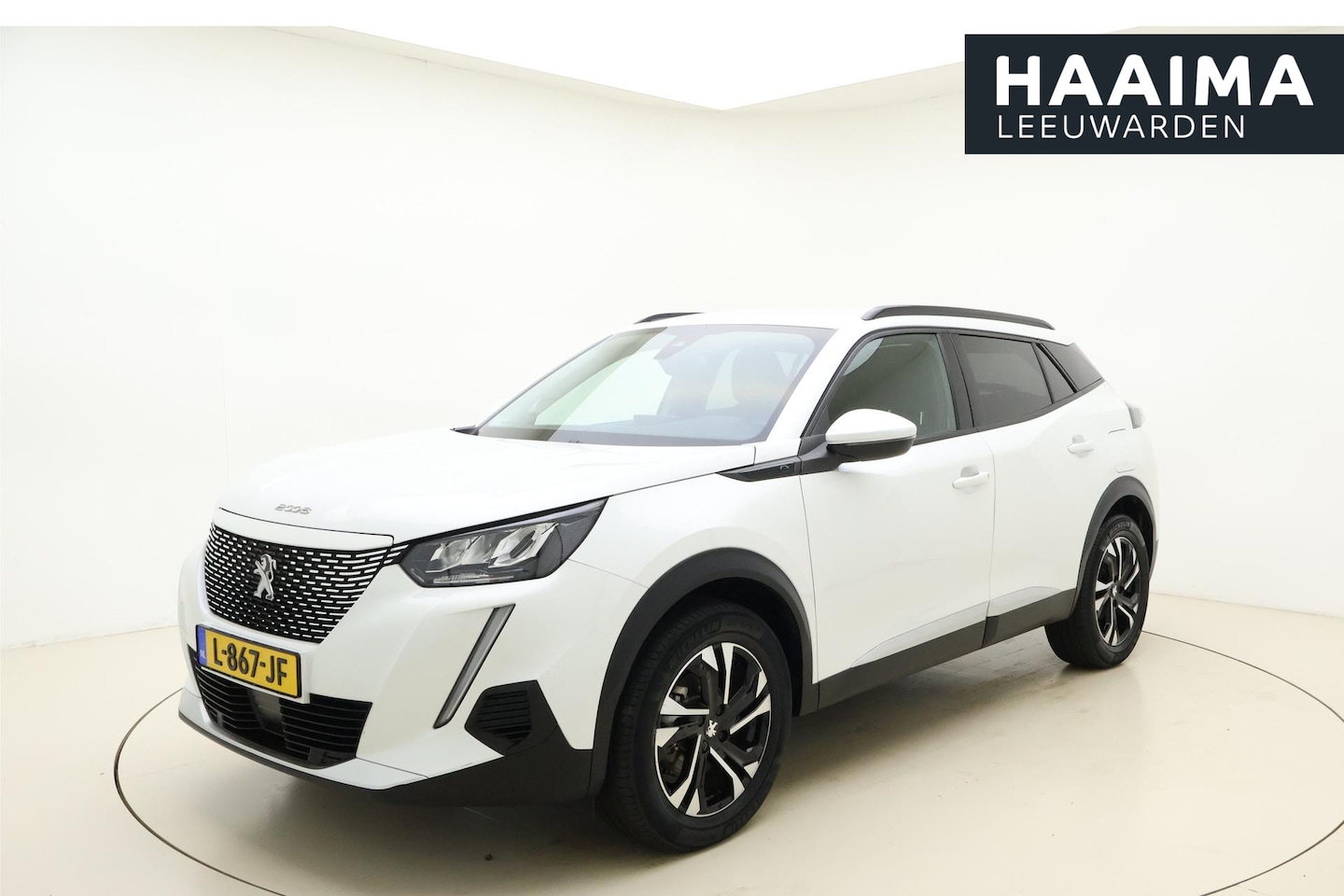 Peugeot e-2008 - EV Allure 50 kWh 100% Elektrisch | Camera | Parkeersensor | Cruise Control | Airco |  Navi - AutoWereld.nl