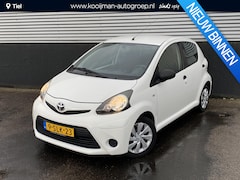 Toyota Aygo - 1.0 VVT-i Now NL auto, dealer onderhouden, boekjes compleet, airconditioning, neerklapbare