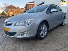 Opel Astra - 1.4 Turbo 140pk/Automaat/Navi/Cruise-c/Climate-c/Pdc/AUX