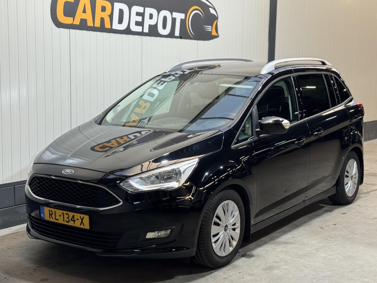 Ford Grand C-Max - 1.0 Trend Super netjes.Nieuwe motor. - AutoWereld.nl