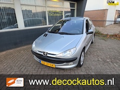 Peugeot 206 - 1.4 Gentry/TREKHAAK