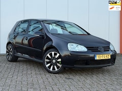 Volkswagen Golf - 1.9 TDI Trendline