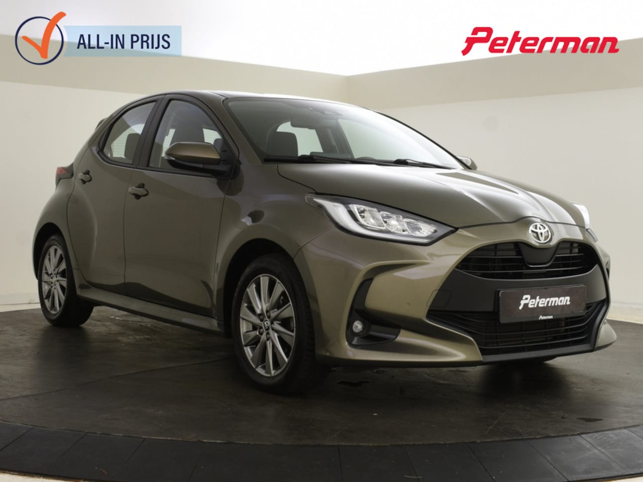 Toyota Yaris - 1.5 VVT-i Active Plus | Carplay | Stuur en Stoelverwarming - AutoWereld.nl