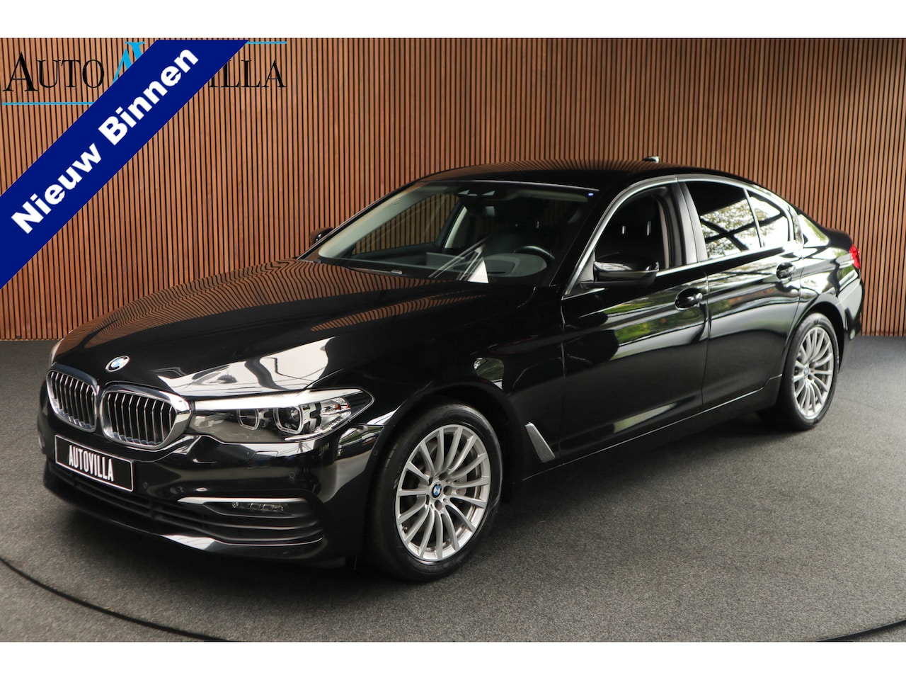 BMW 5-serie - 530i Head-up Memory seats Navi Leer Camera Climate (3-zone) Stoelverwarming voor & achter - AutoWereld.nl