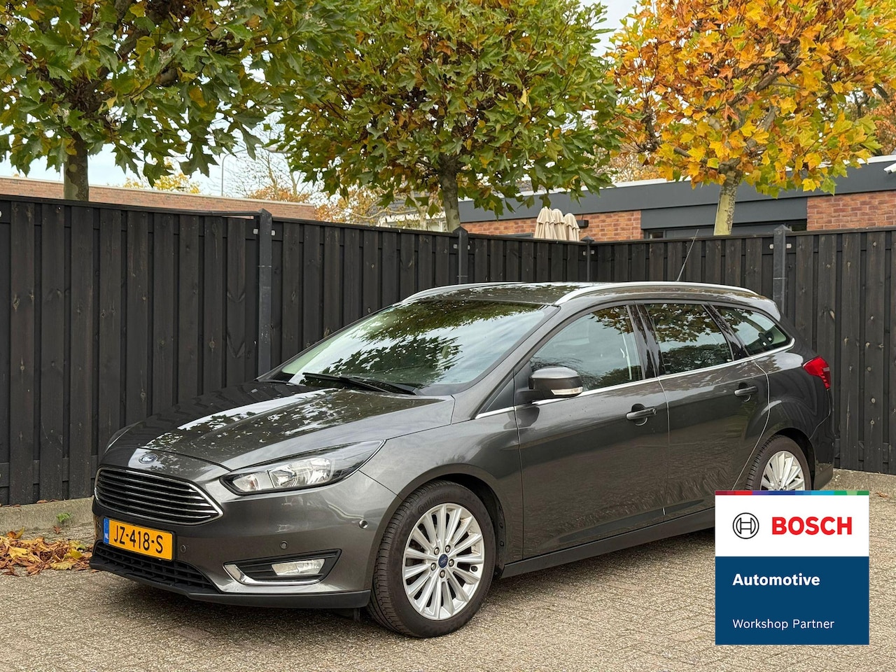 Ford Focus Wagon - 1.0 Titanium 1.0 Titanium - AutoWereld.nl