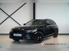 BMW 3-serie Touring - 330e xDrive Sport Line | Camera | Shadow | Sportstoel | Sfeerverlichting | Stoelverwarming