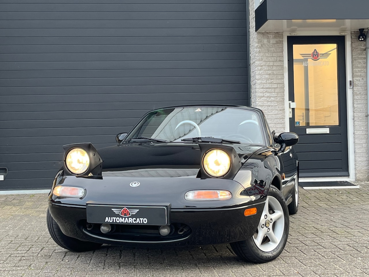 Mazda MX-5 - 1.8i | Uniek | Collectors item | Hardtop | Nieuwe softtop | 130pk | Orig. Ned. | NAP | You - AutoWereld.nl