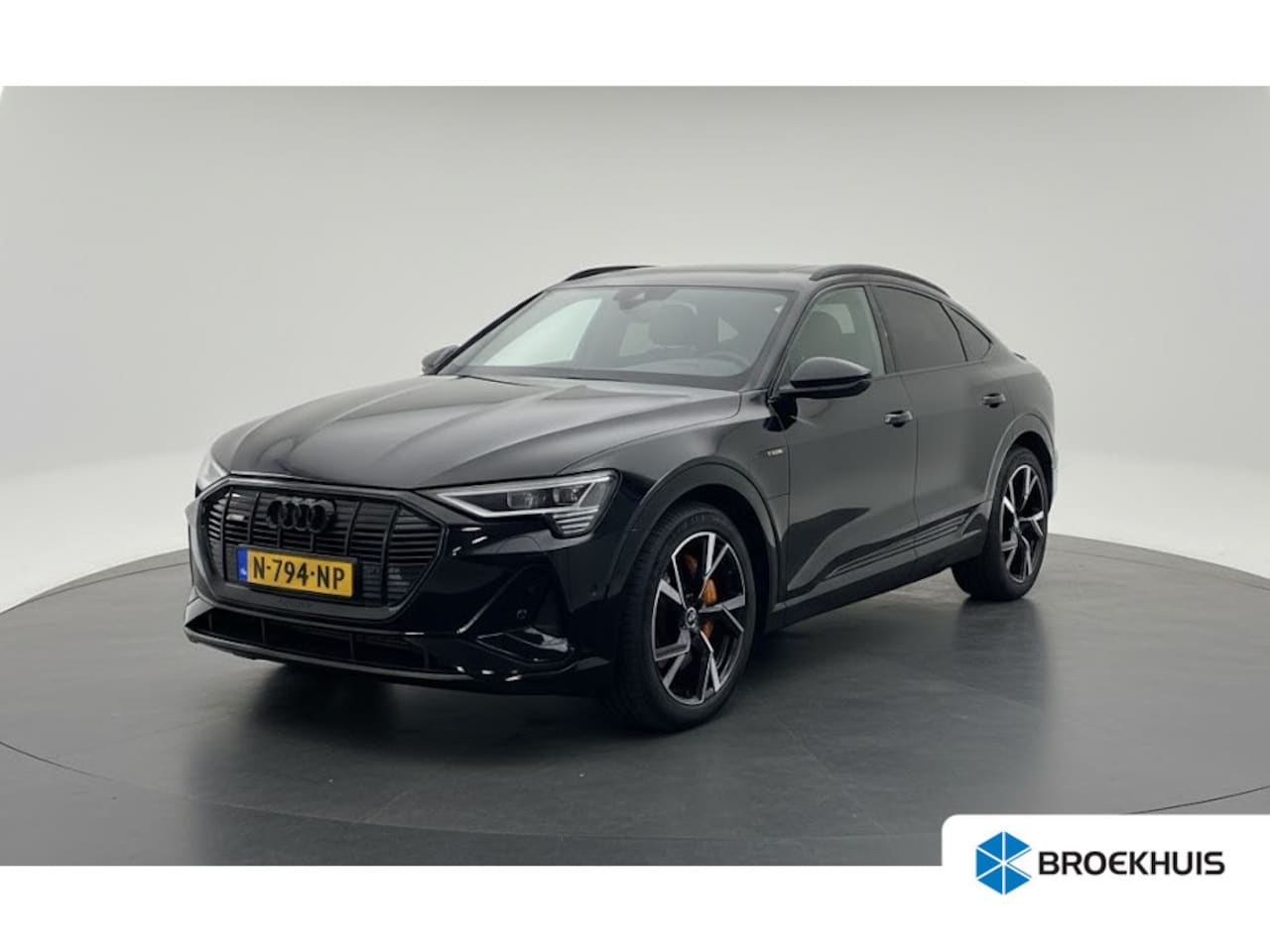 Audi e-tron Sportback - 55 quattro S edition 95 kWh | Trekhaak | B&O | Dealer Onderhouden! | Navi | Camera | Cruis - AutoWereld.nl