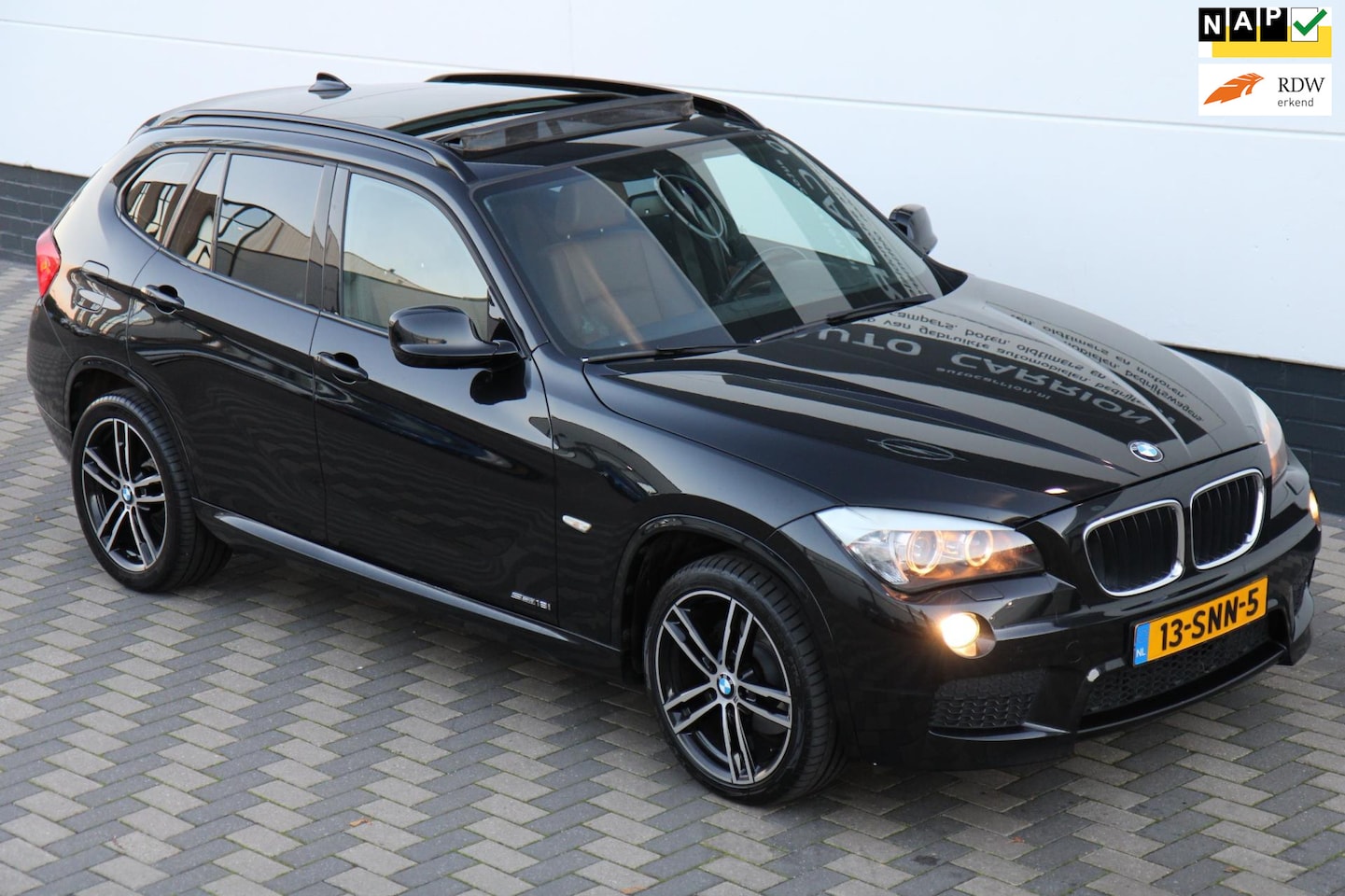BMW X1 - SDrive18i M-Sport Pano Leder Navi Xenon NAP uniek !! - AutoWereld.nl