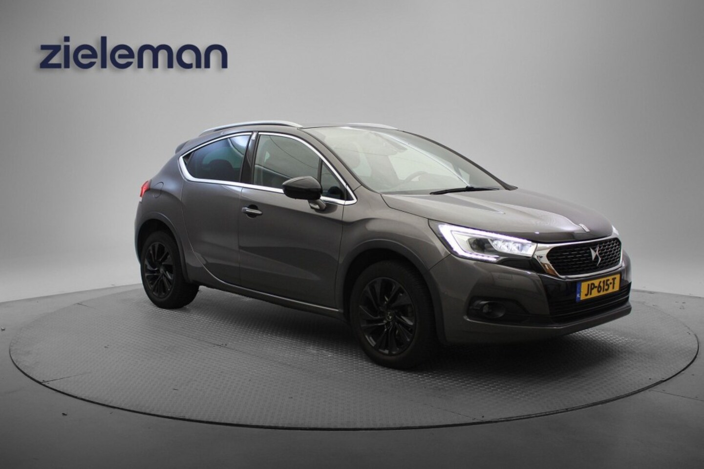 DS 4 Crossback - 1.2 PureTech Chic - Carplay, Navi, Cruise, Clima, Denon, Stoelverw. - AutoWereld.nl