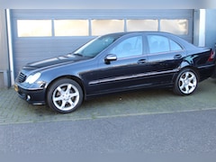 Mercedes-Benz C-klasse - 180 K. Avantgarde Automaat , Climate, PDC, Cruise, LM Velgen