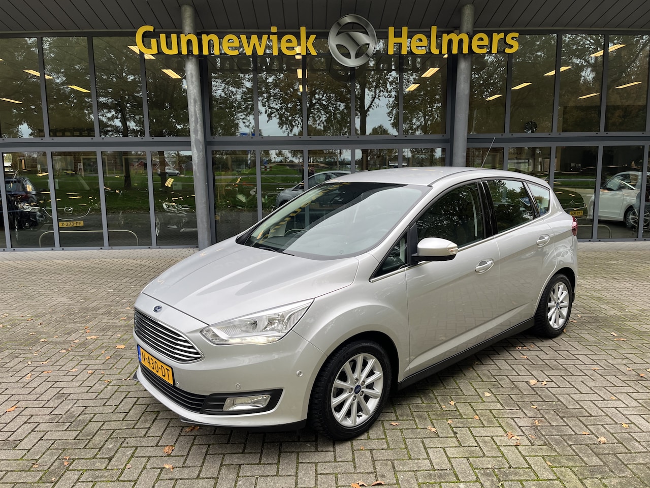 Ford C-Max - 1.5 Titanium | AUTOMAAT | BT | CLIMA | CRUISE | NAVI | PDC | TREKHAAK - AutoWereld.nl